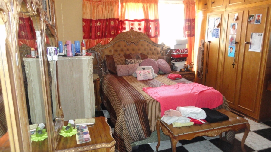 3 Bedroom Property for Sale in Miederpark North West